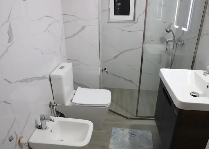 Veizaj Center Apartamento
